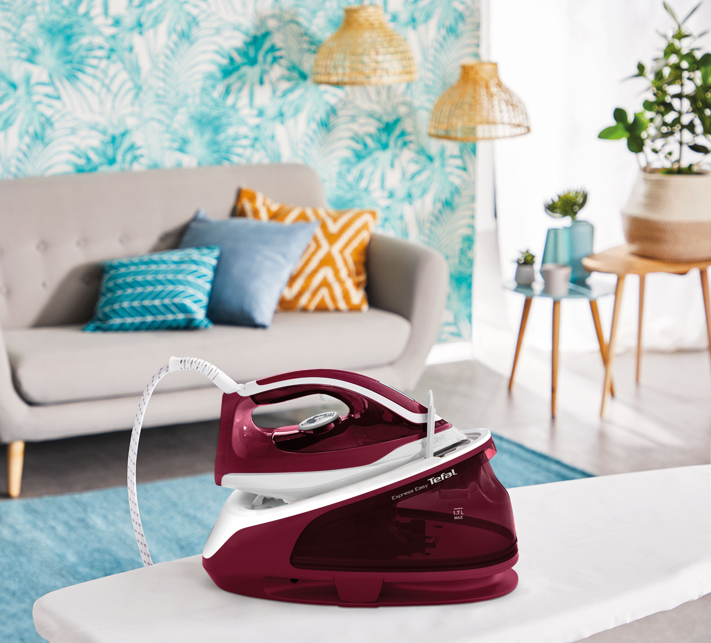 اتو مخزن دار تفال مدل SV6130