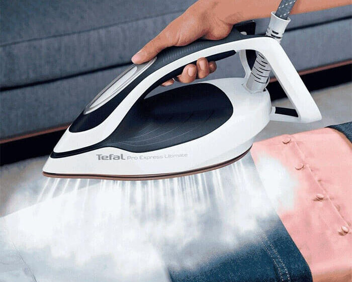 اتو مخزن دار تفال مدل GV9712