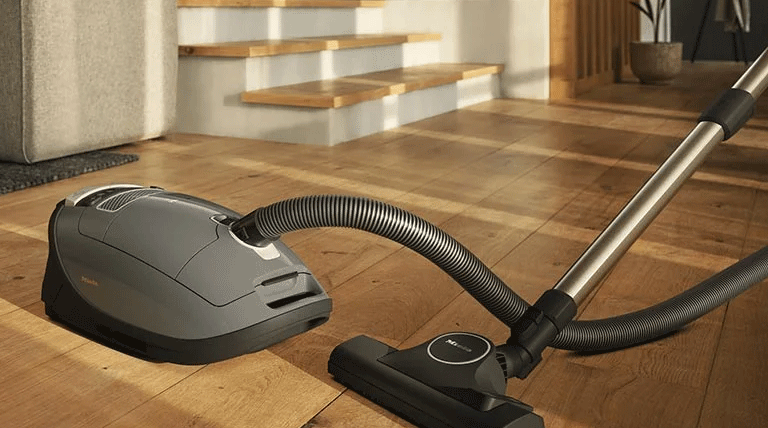 جارو برقی میله مدل C3 Powerline graphite