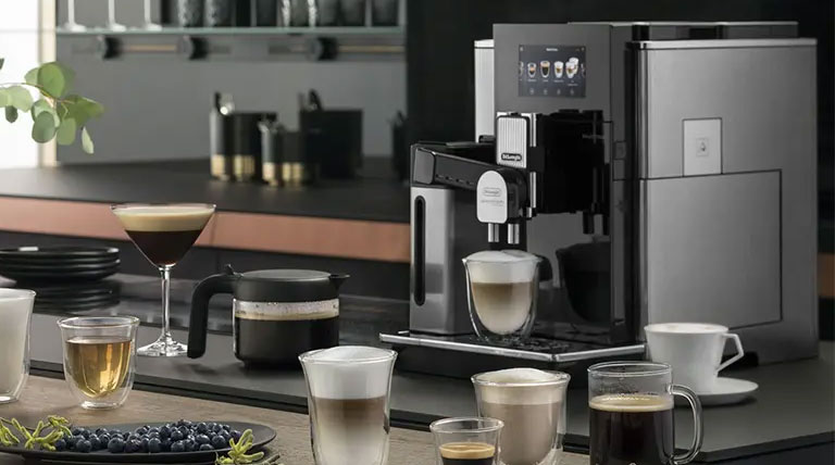 دلونگی پیشرو در تولید ماشین‌های اسپرسو نیمه اتوماتیک و تمام اتوماتیک!